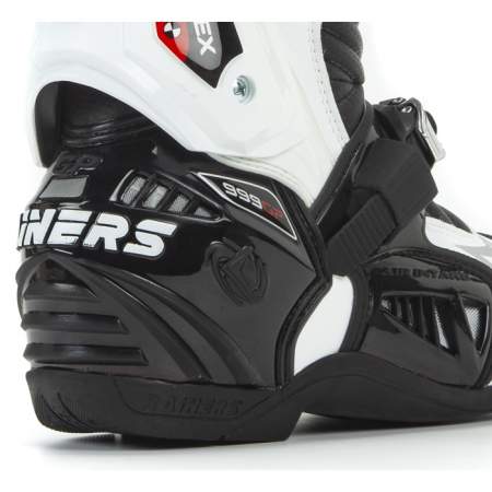 BOTA RACING RAINERS MODELO 999-BN